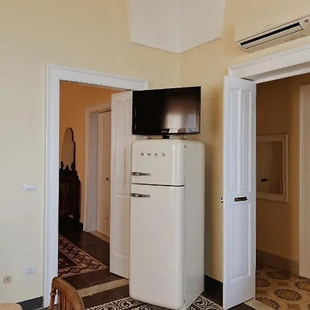 Cionini - Lungomare Galileo Galilei Apartment *